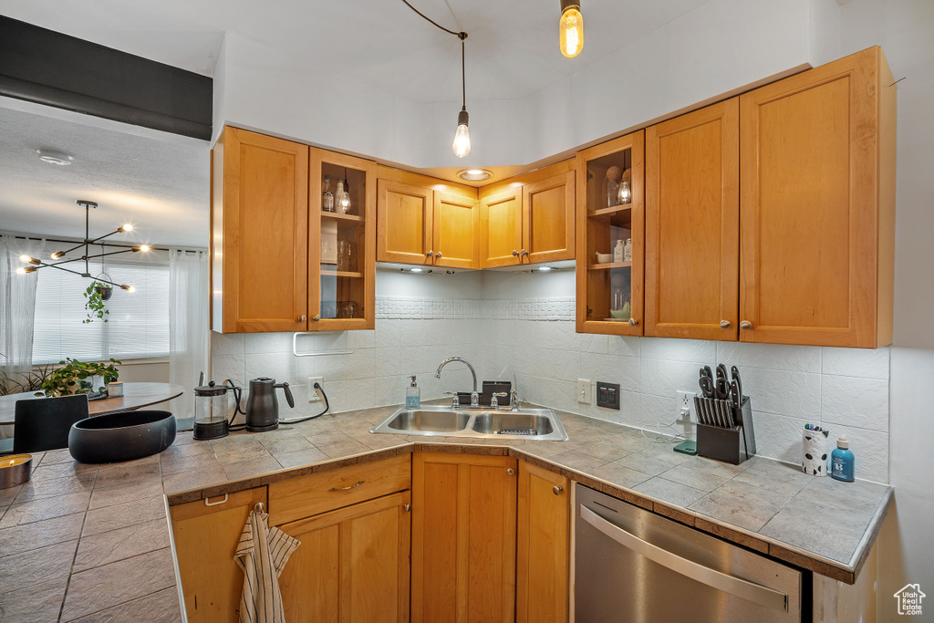 Photo 8 for MLS #2112155 at 557 N 1300 West