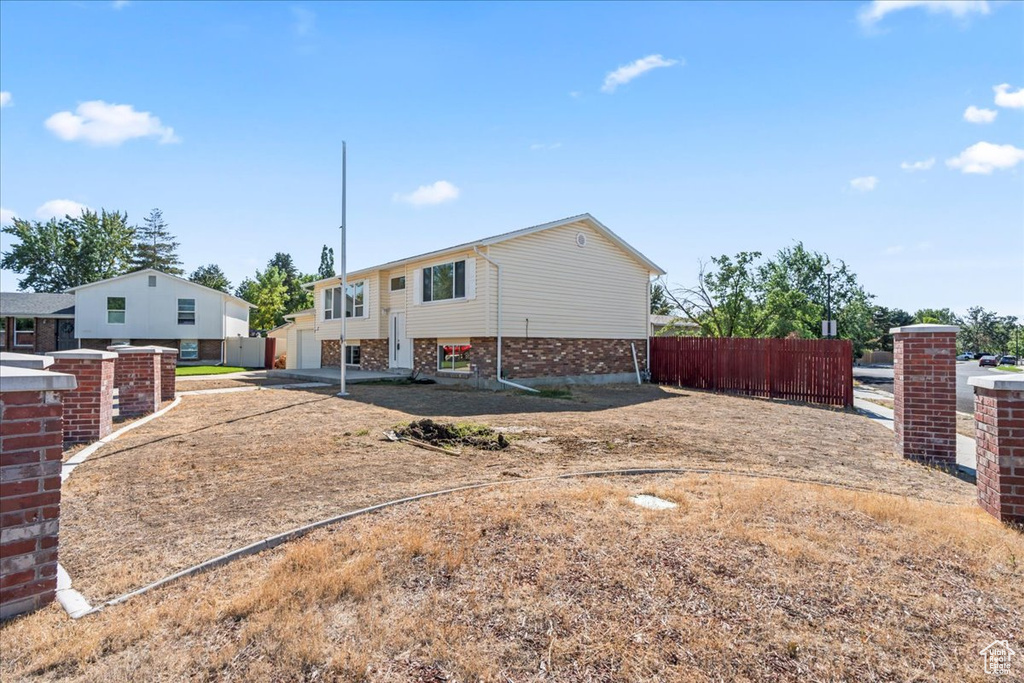 10268 S 570 E Sandy, UT 84070