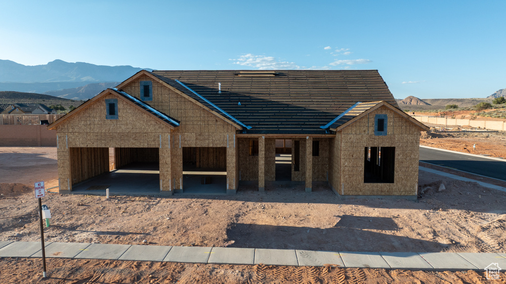 Photo 2 for MLS #2112165 at 948 Mesa Ave