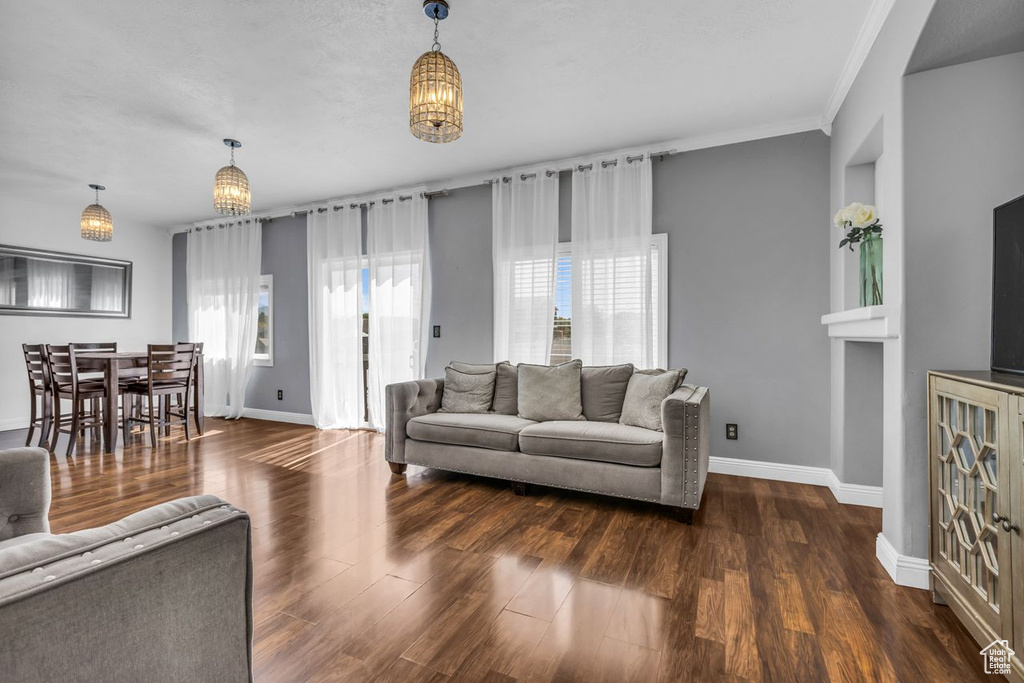 6963 W DALMATIAN ST West Valley City, UT 84128