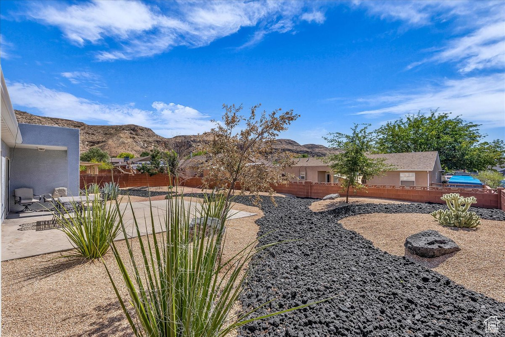 Photo 17 for MLS #2112174 at 40 E Cyndi Ln