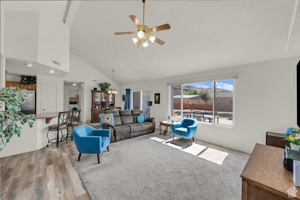 Photo 4 for MLS #2112174 at 40 E Cyndi Ln