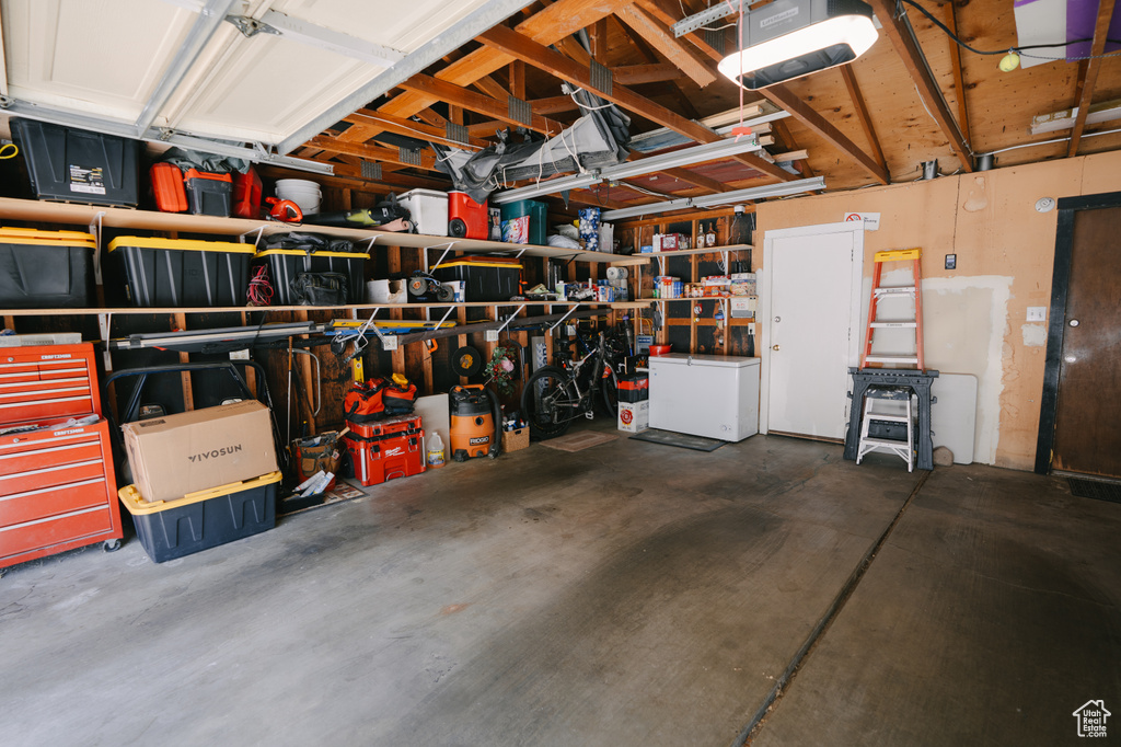 5461 S WILLOW LN Murray, UT 84107
