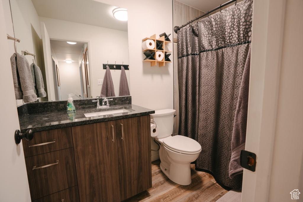 5461 S WILLOW LN Murray, UT 84107