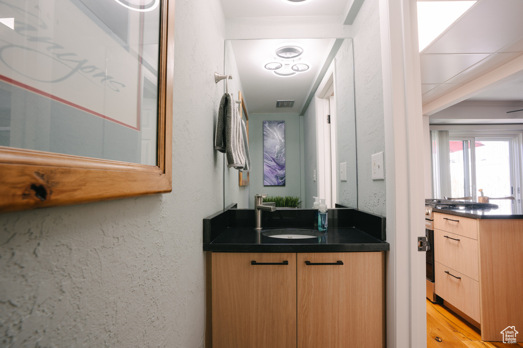 5461 S WILLOW LN Murray, UT 84107