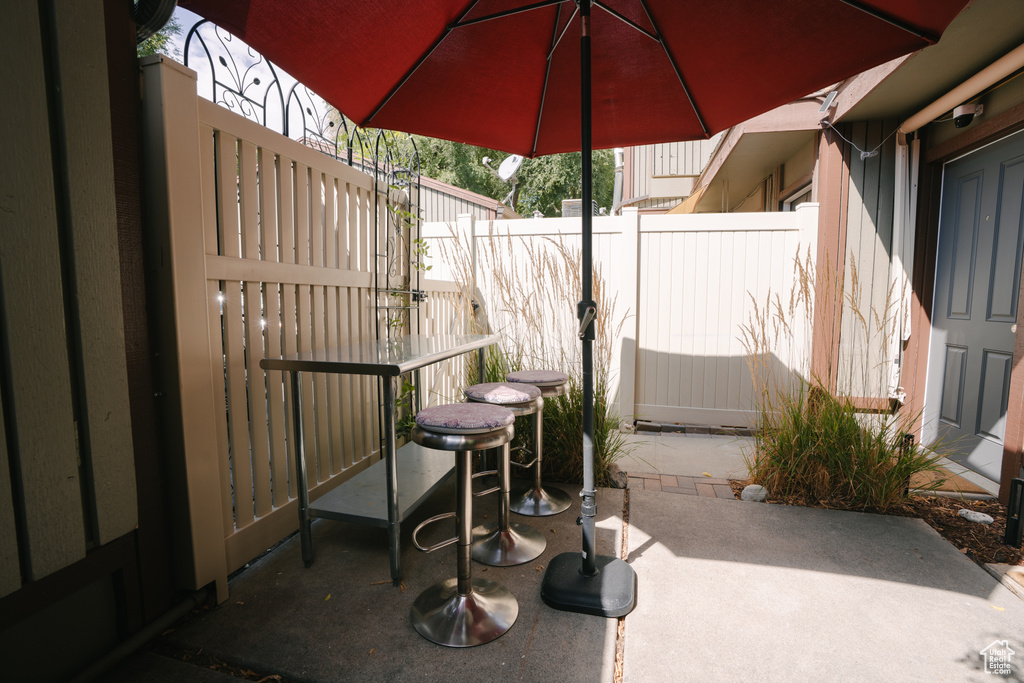 5461 S WILLOW LN Murray, UT 84107