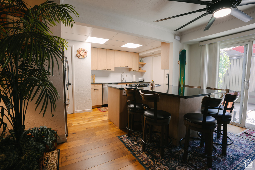 5461 S WILLOW LN Murray, UT 84107