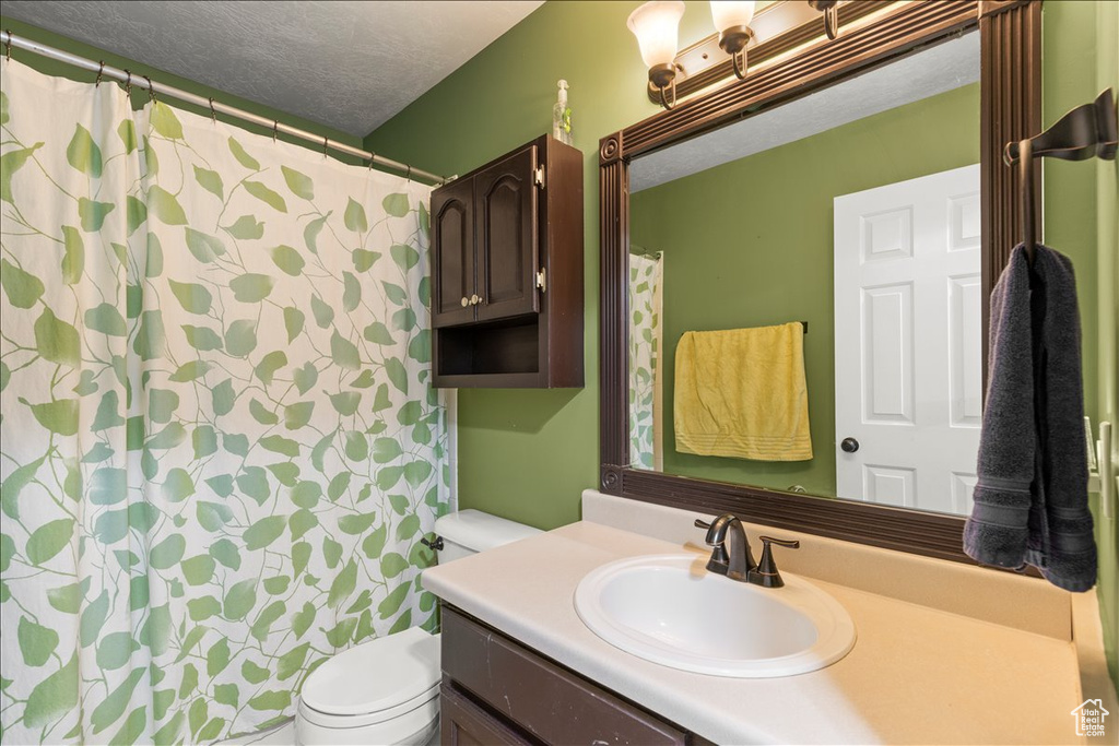 588 E 1030 N Tooele, UT 84074