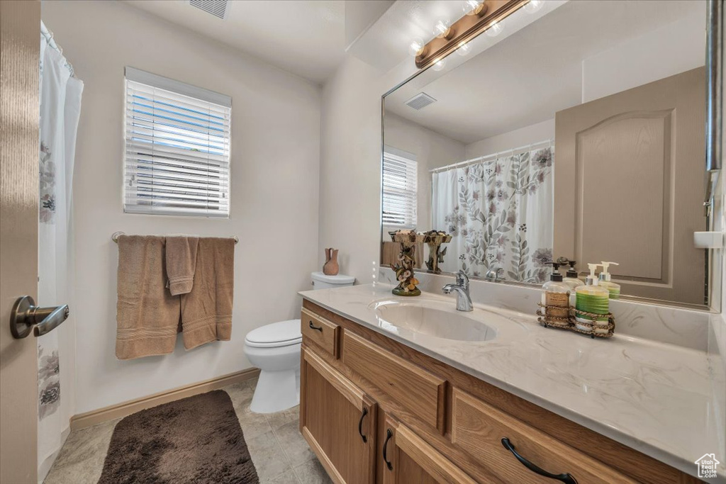 Photo 14 for MLS #2112184 at 1730 Stonebridge Dr #32
