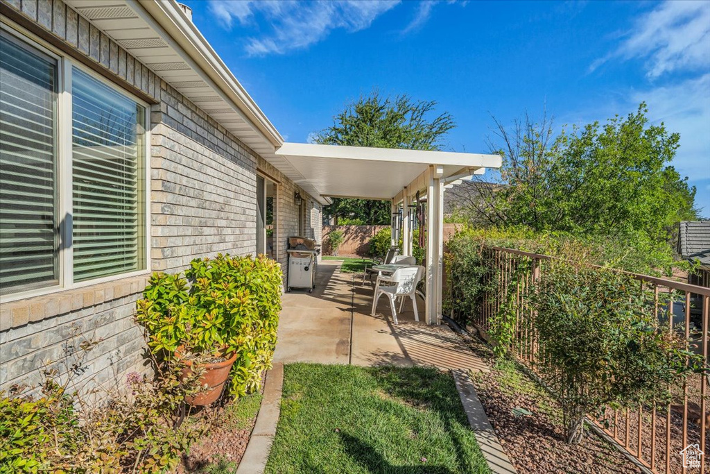 Photo 17 for MLS #2112184 at 1730 Stonebridge Dr #32