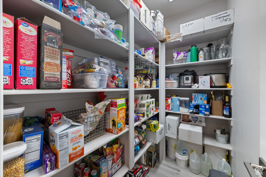 397 S LEONI WAY Washington, UT 84780