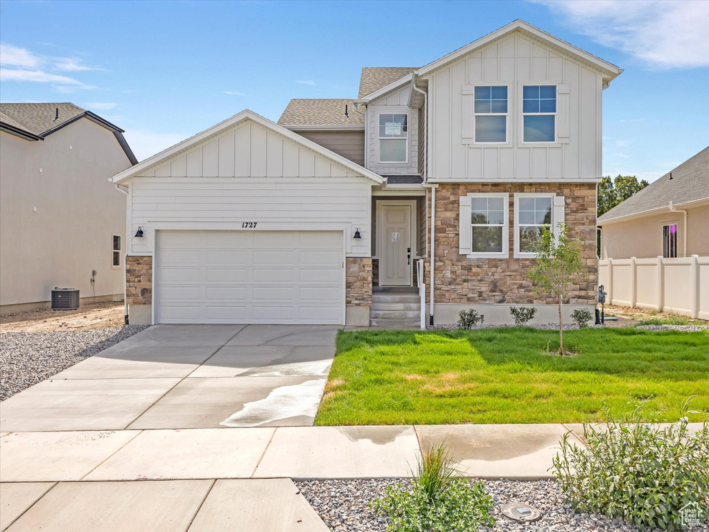 Photo 2 for MLS #2112210 at 1727 W Brocious Way #302