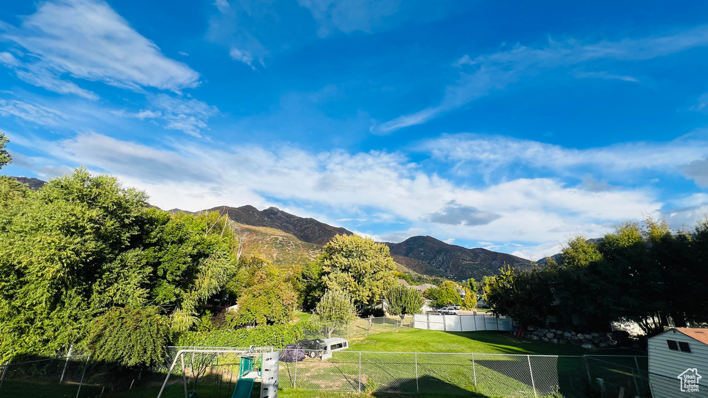 Photo 20 for MLS #2112215 at 5670 S Redwood Ln