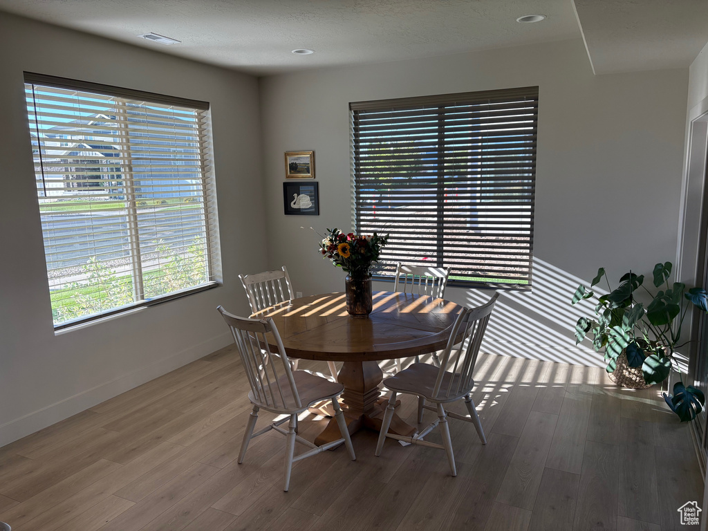 992 W 1910 S Syracuse, UT 84075