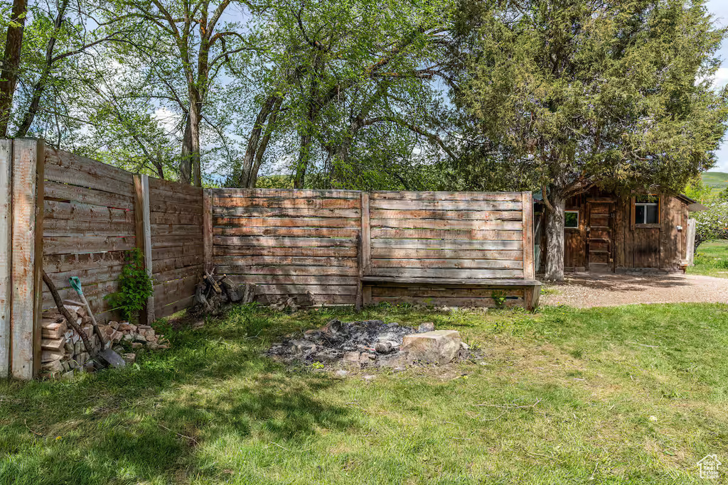 225 W 1ST NORTH ST #9 Bloomington, ID 83223