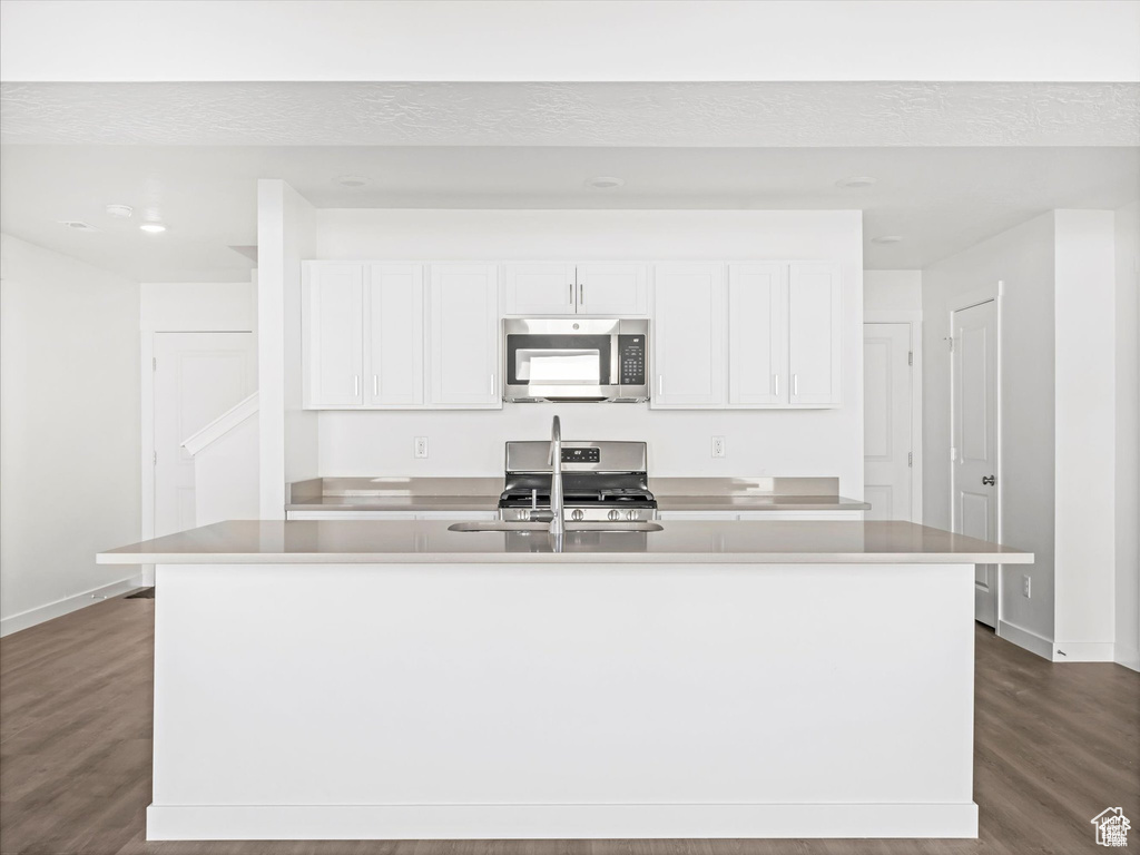 Photo 7 for MLS #2112265 at 1564 E Pheasant Rd #212