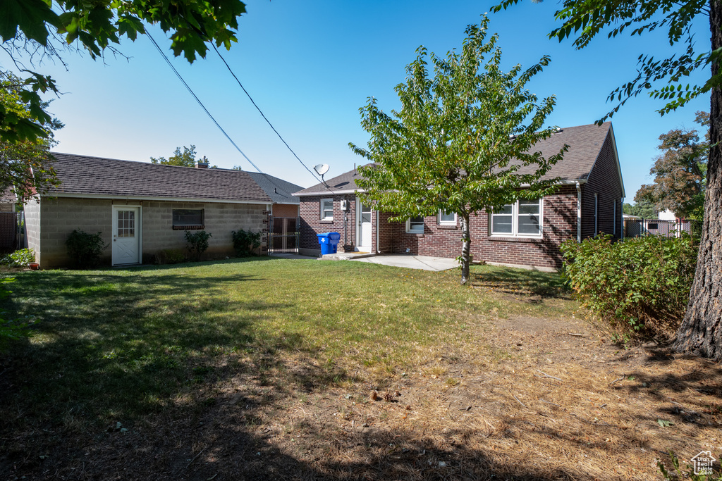 Photo 20 for MLS #2112272 at 180 E Center St