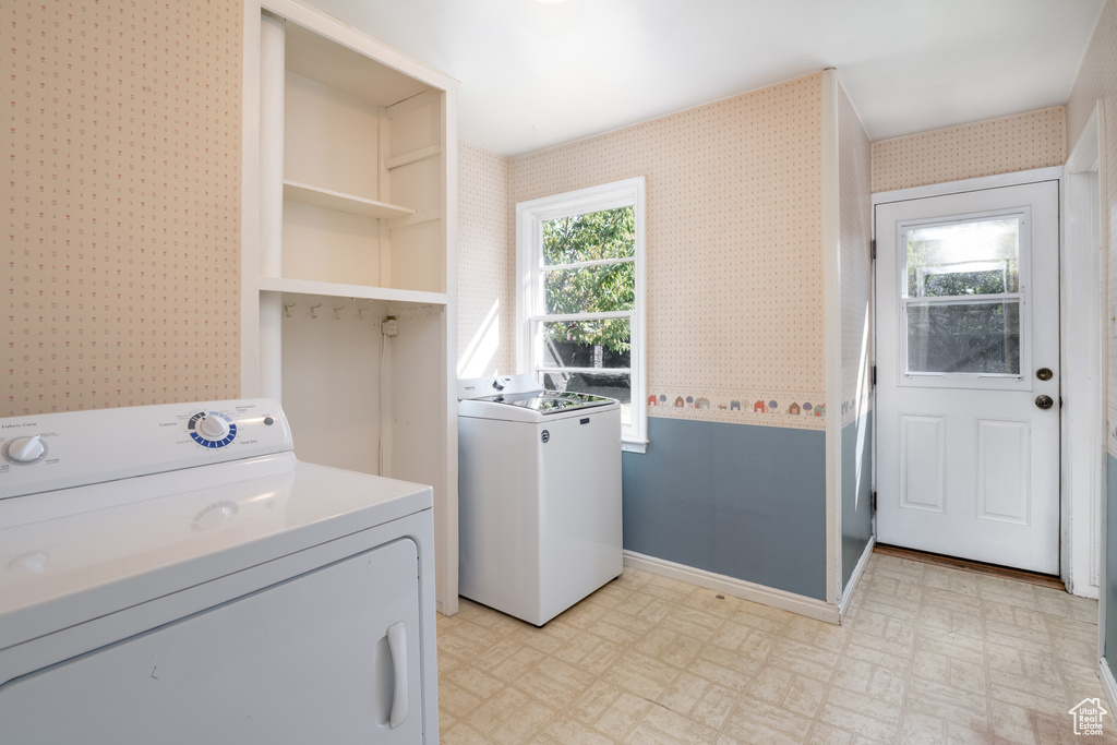 Photo 11 for MLS #2112272 at 180 E Center St