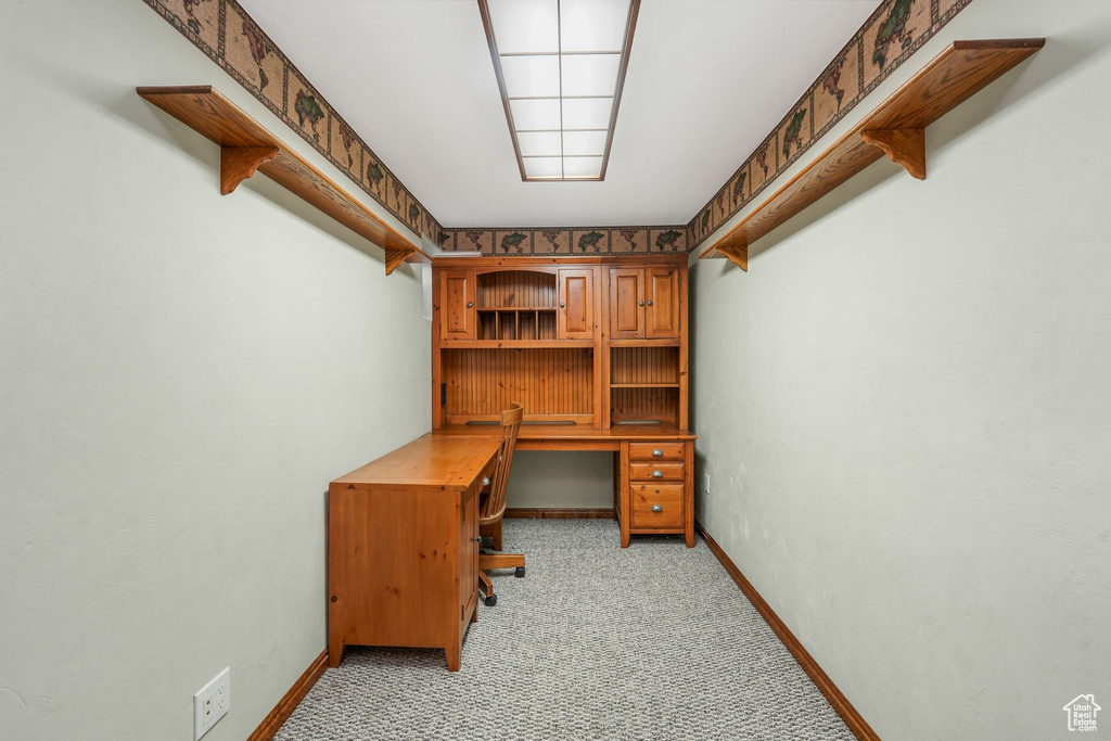 Photo 17 for MLS #2112275 at 5331 Queenswood Dr