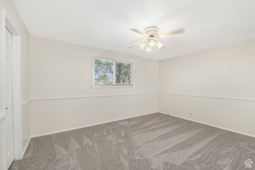 Photo 9 for MLS #2112275 at 5331 Queenswood Dr
