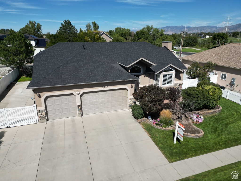 Photo 30 for MLS #2112292 at 1212 W Willow Run Dr