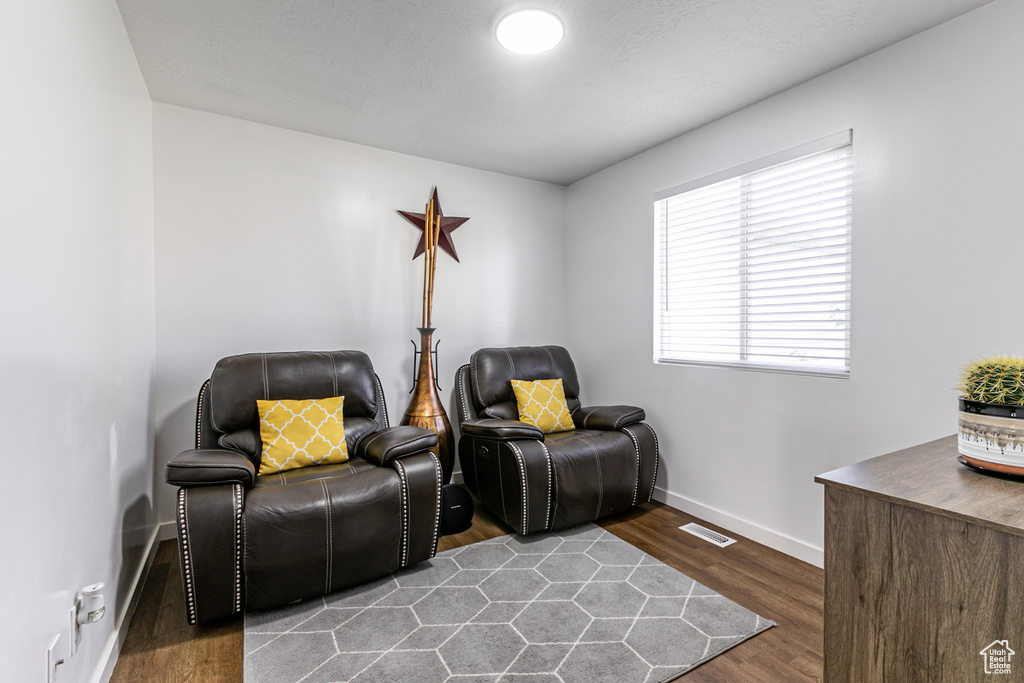 Photo 5 for MLS #2112294 at 5538 Geneva Way