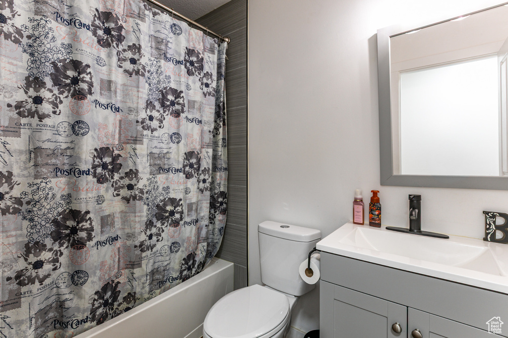 Photo 12 for MLS #2112294 at 5538 Geneva Way