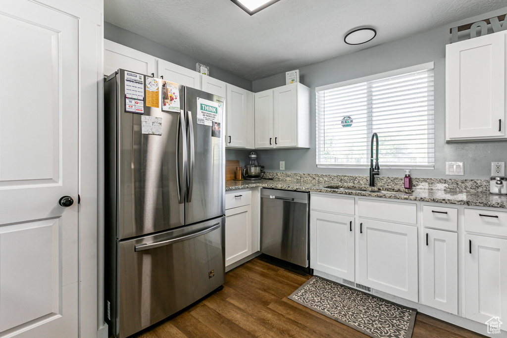 Photo 7 for MLS #2112294 at 5538 Geneva Way