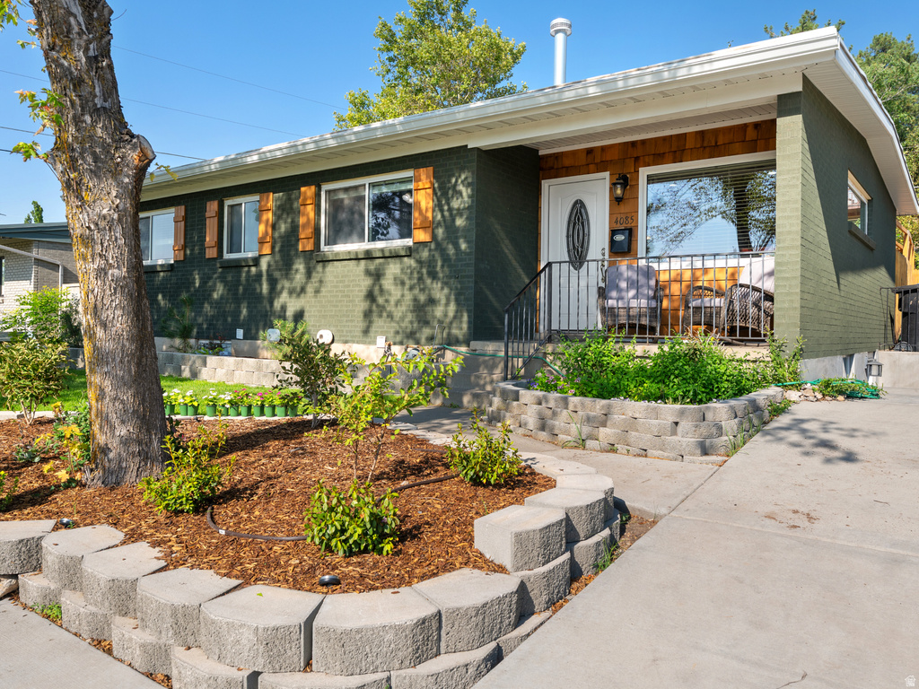 4085 S OLYMPIC WAY Holladay, UT 84124