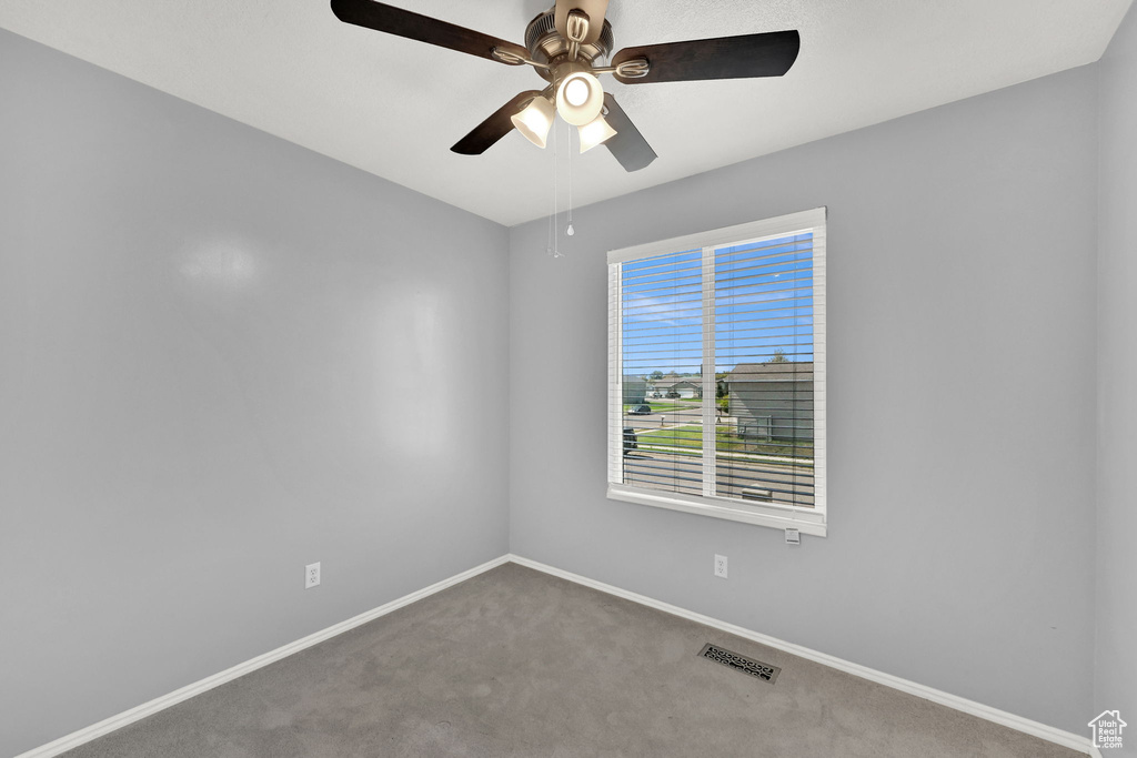 4990 S 4075 W Roy, UT 84067