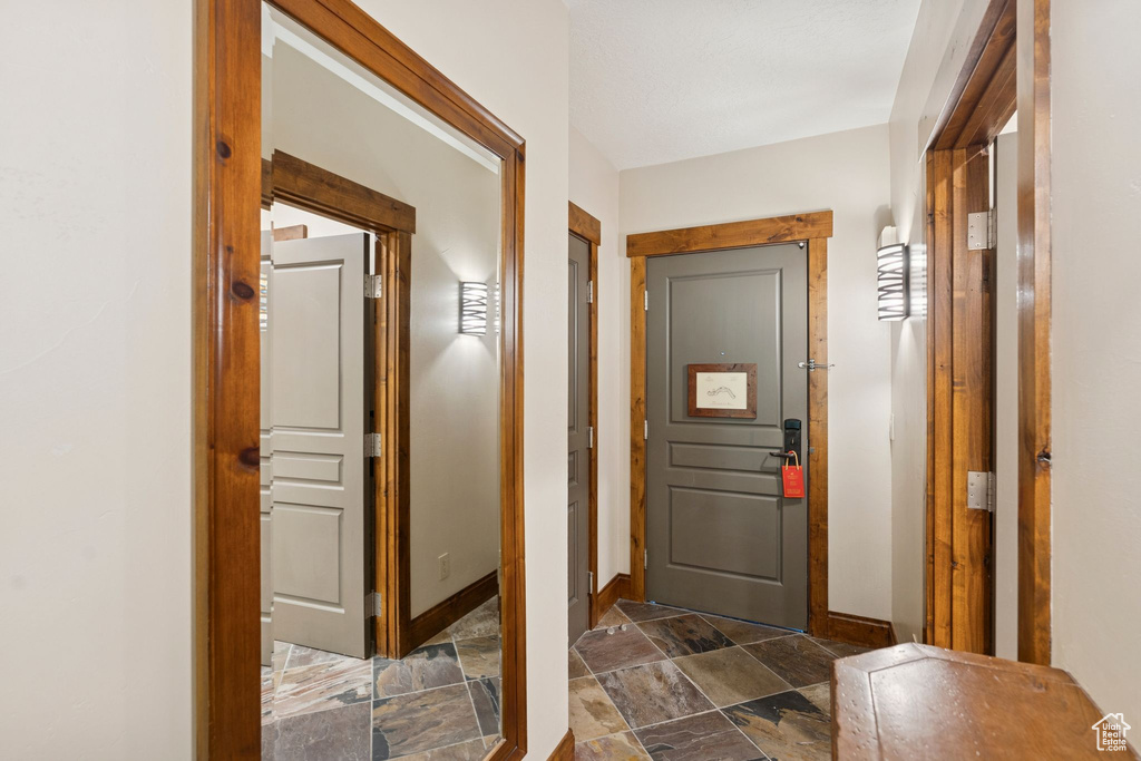 2001 PARK AVE #211 Park City, UT 84060