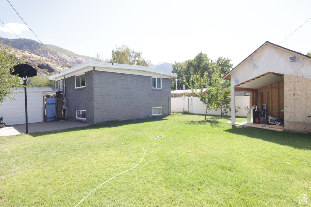 Photo 11 for MLS #2112332 at 777 S Simoron Dr