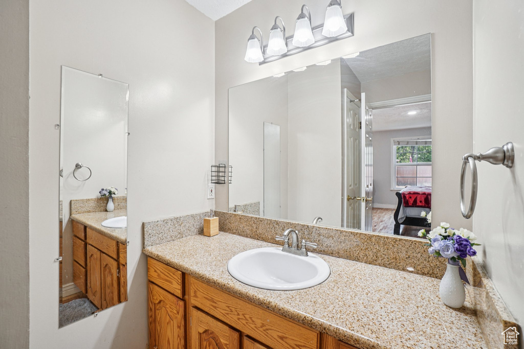 11343 S CLIFFORD CIR Sandy, UT 84092