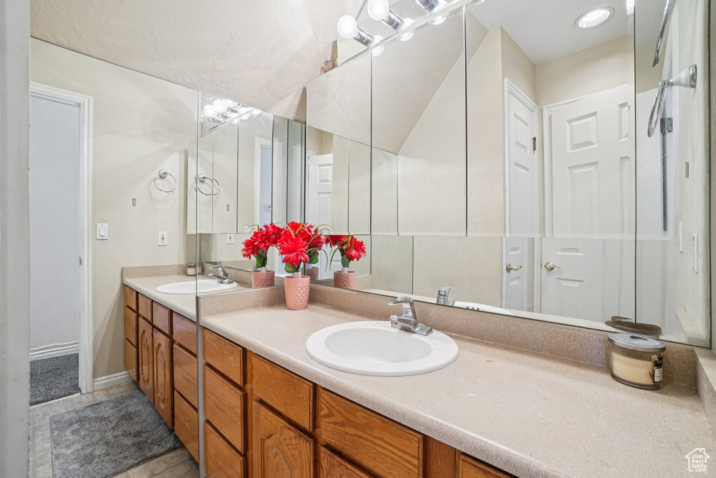 11343 S CLIFFORD CIR Sandy, UT 84092