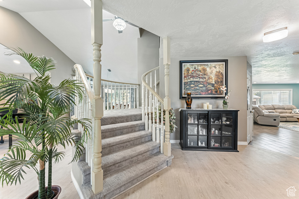 Photo 4 for MLS #2112344 at 2223 W Williamsburg Cir