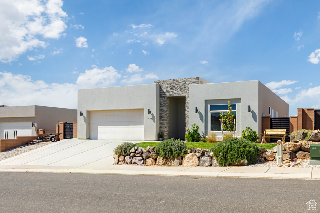 Photo 2 for MLS #2112352 at 423 N 680 West