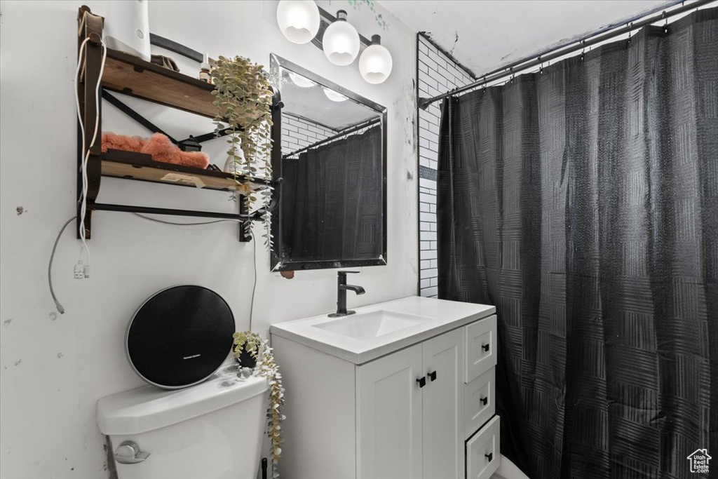 98 S 350 E Clearfield, UT 84015