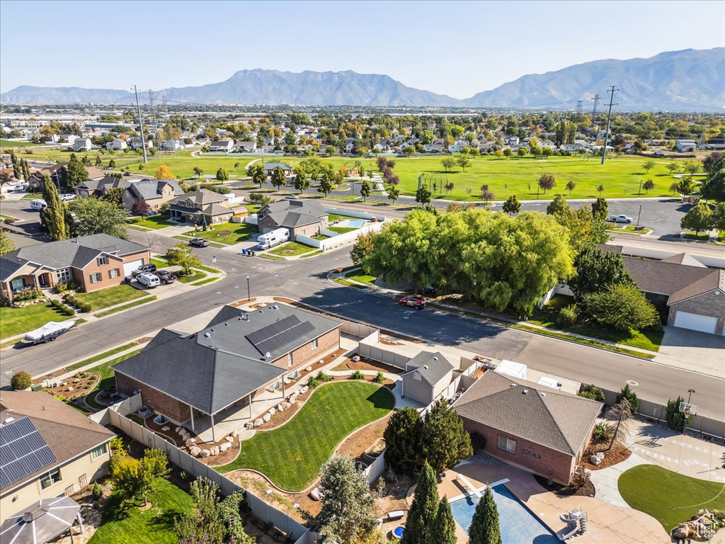 563 W 2150 S Syracuse, UT 84075