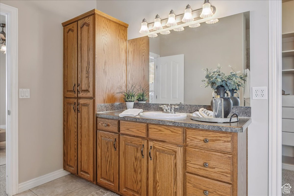 563 W 2150 S Syracuse, UT 84075