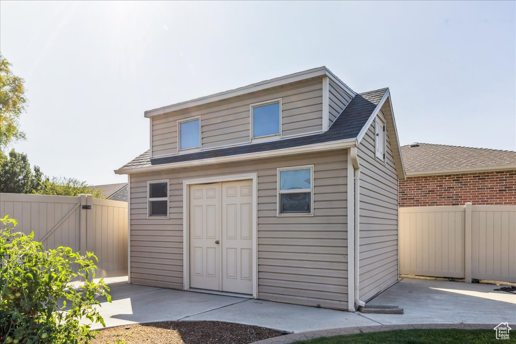 563 W 2150 S Syracuse, UT 84075