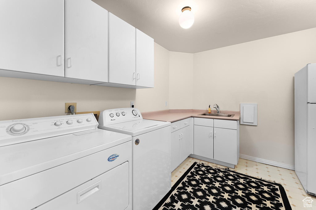 2471 S SCENIC DR Salt Lake City, UT 84109