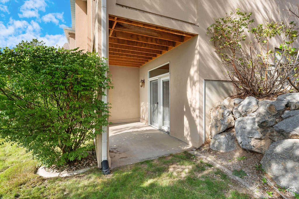 2471 S SCENIC DR Salt Lake City, UT 84109