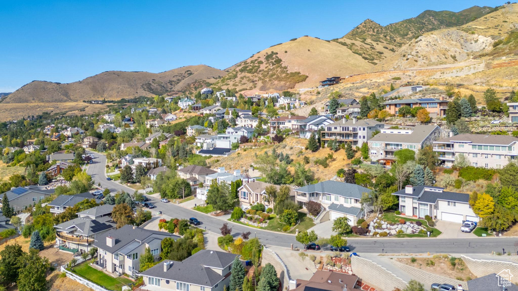 2471 S SCENIC DR Salt Lake City, UT 84109