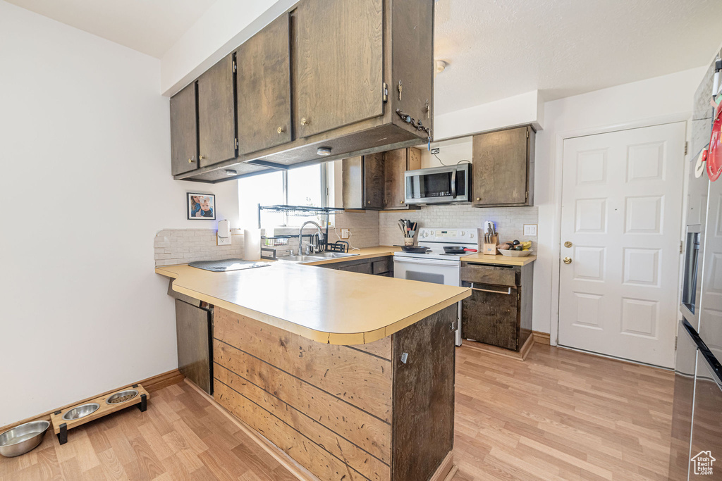 5304 S 3100 W Roy, UT 84067