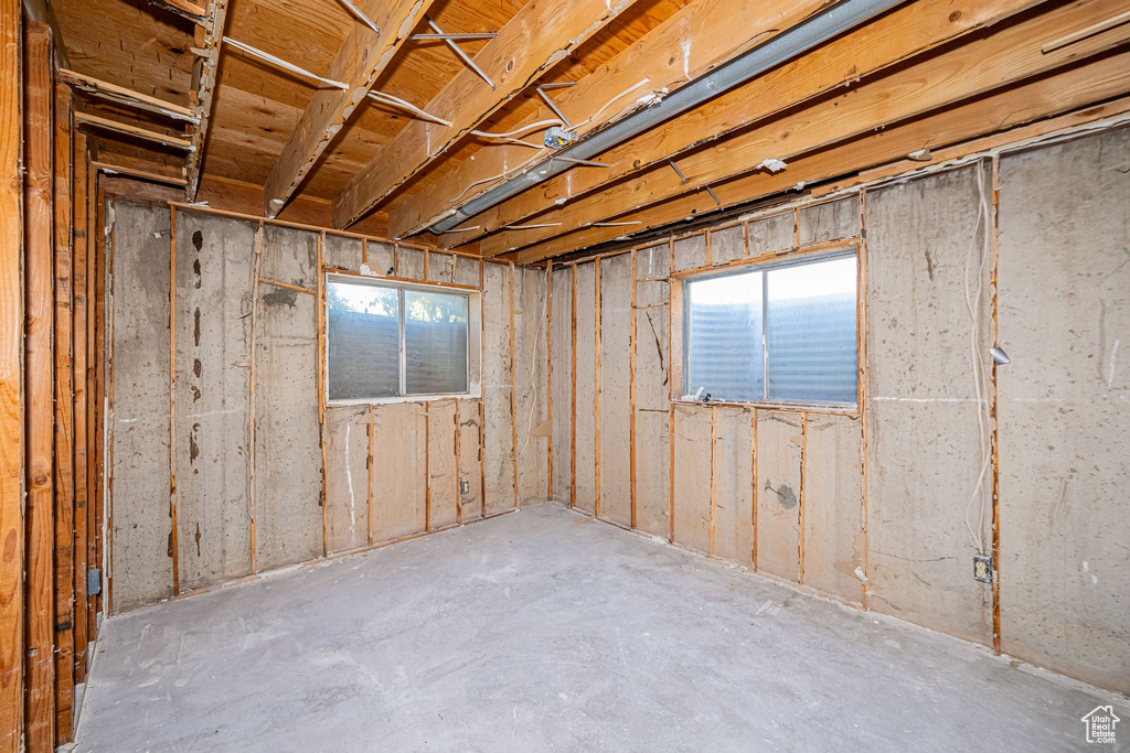 5304 S 3100 W Roy, UT 84067