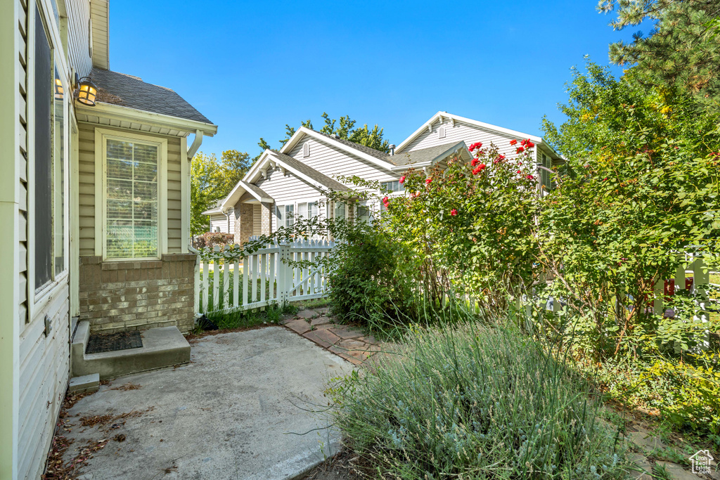 Photo 5 for MLS #2112388 at 274 N 100 West