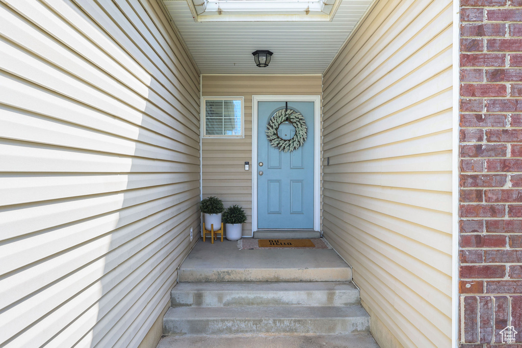 Photo 4 for MLS #2112400 at 1327 S 1650 West