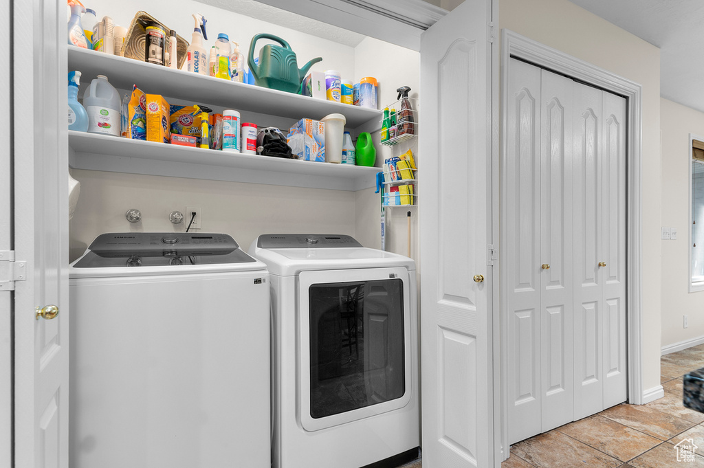 1556 W CORNERSTONE DR South Jordan, UT 84095