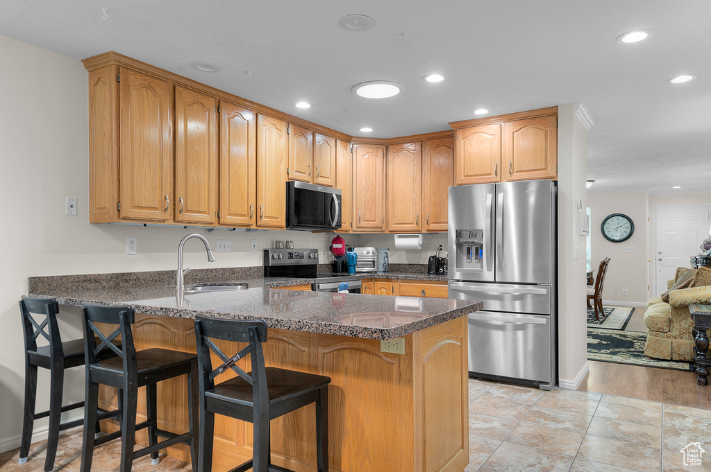 1556 W CORNERSTONE DR South Jordan, UT 84095