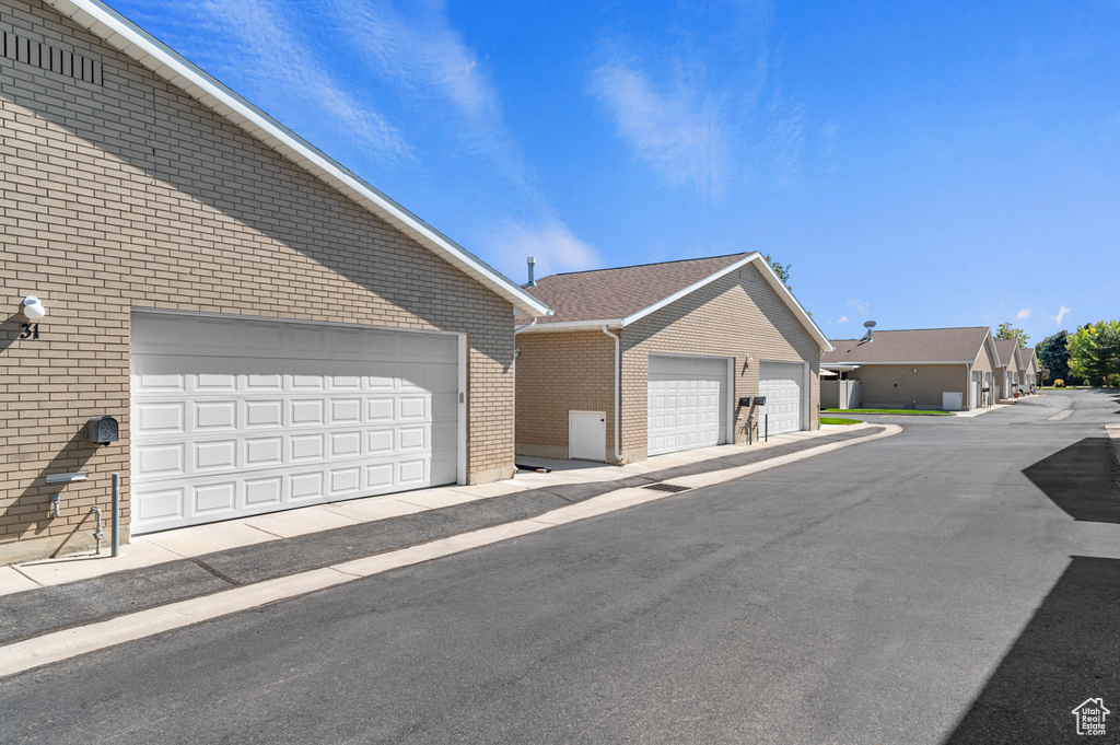 1556 W CORNERSTONE DR South Jordan, UT 84095